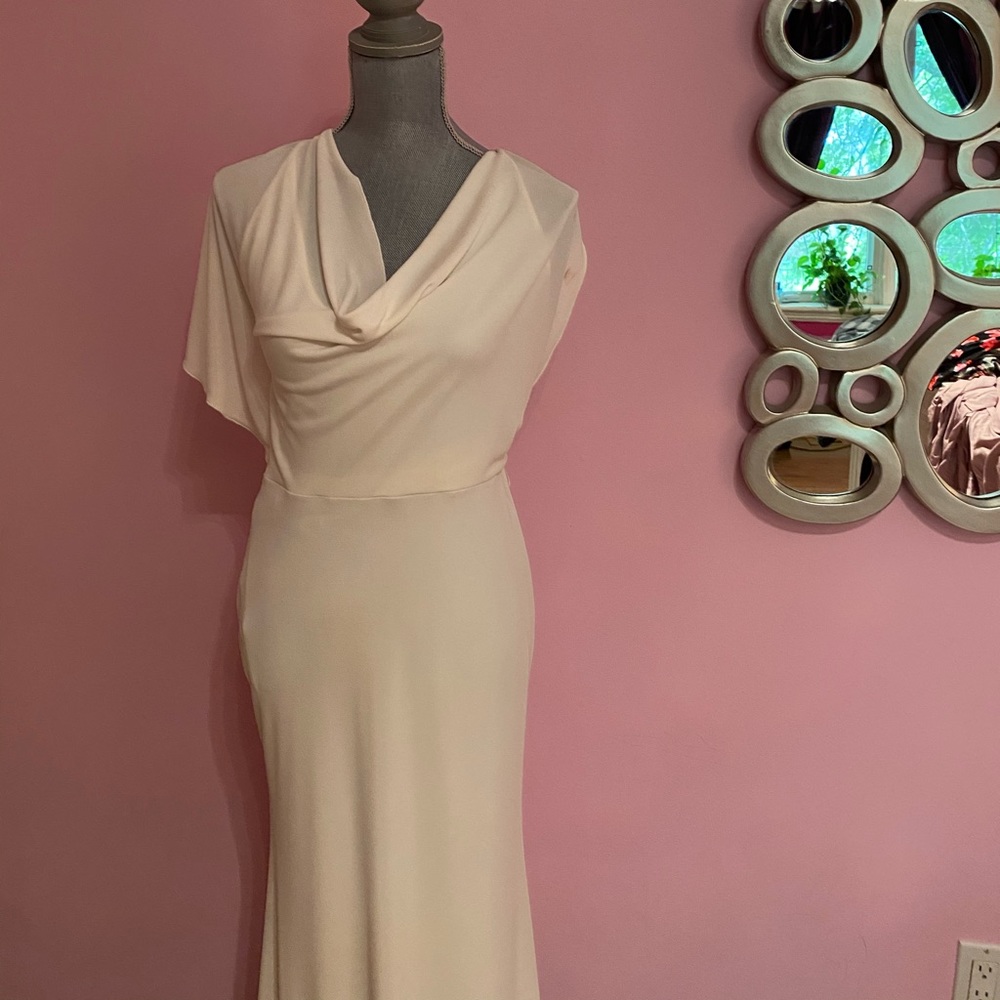 🆕 NWT BCBG gown